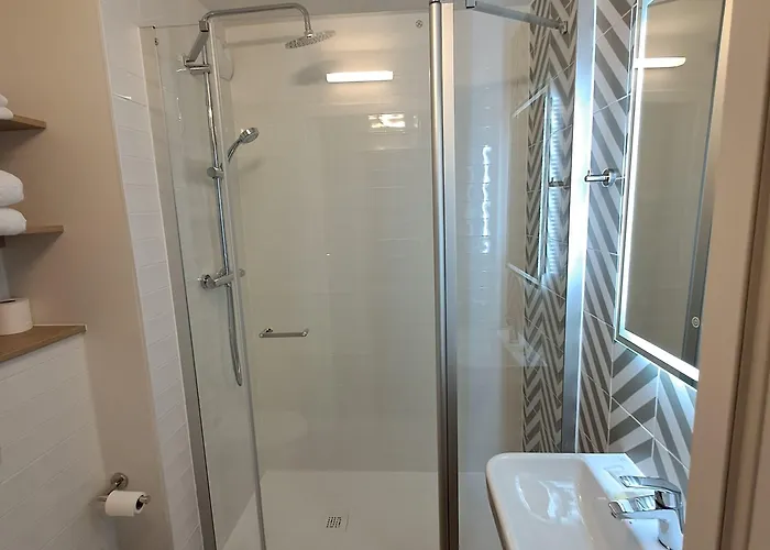 Le Carline, Sure Collection By Western Καν